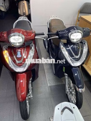 Honda SH Mode Bạc