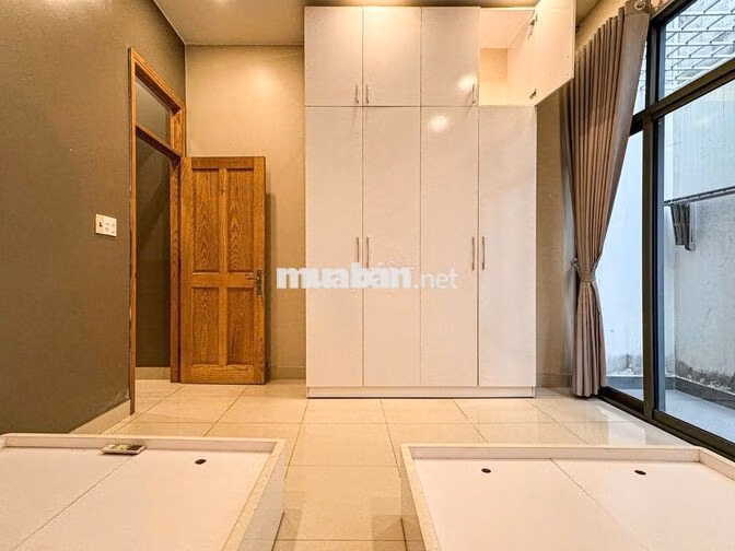 Bán nhà ngay Trường Chinh, Ngã tư An Sương Quận 12 dọn vào ở ngay