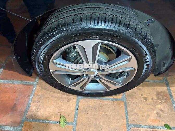 Hyundai Accent 1.4ATH 2019 Tự động Đen 3 vạn