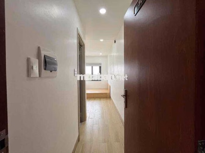 KHAI TRƯƠNG STUDIO BAN CÔNG CỬA SỔ GẦN RMIT , TDTU , PV GAS