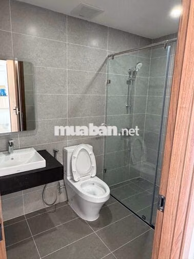 CHO THUÊ 2PN2W giá 6tr tầng thấp sẵn rèm giàn phơi - ở liền