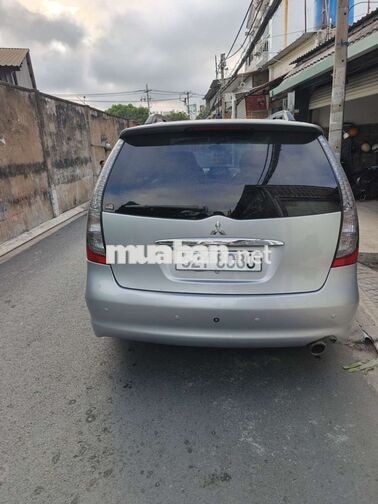 Mitsubishi màu Bạc