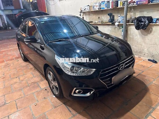 Hyundai Accent 1.4ATH 2019 Tự động Đen 3 vạn