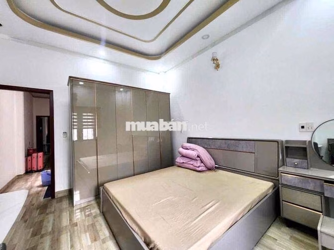 nhà 2 lầu 1 trệt Bình Chuẩn, có nội thất,đường 7m đậu ô tô ok