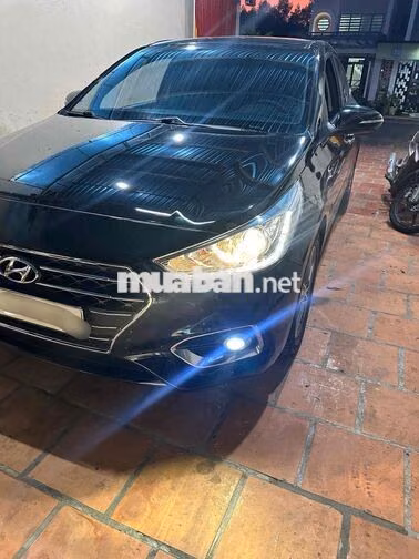 Hyundai Accent 1.4ATH 2019 Tự động Đen 3 vạn