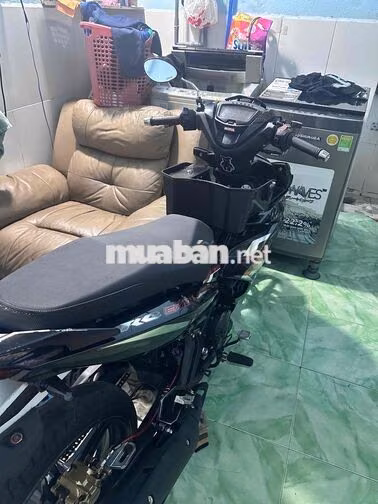 Yamaha Exciter Côn tay màu Đen