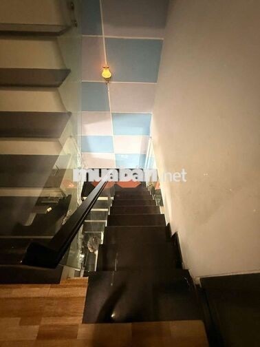 bán nhà số 100 đường số 14 đúc 4 tầng mái bê tông cốt thép 