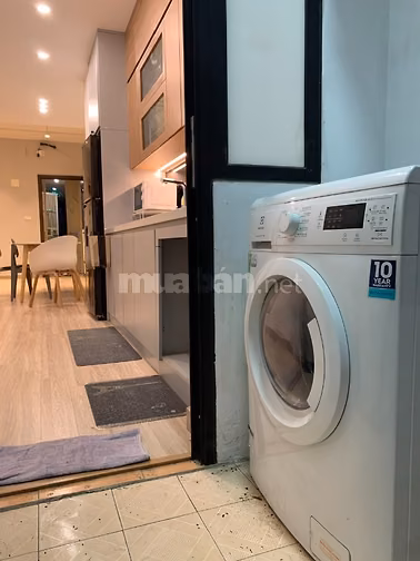 Cho thuê căn hộ chung cư số 305- Nhà N1AB khu TH-NC 2N 1K 1WC. 