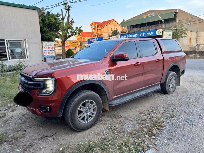 Ford Ranger XLS Đỏ