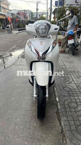 Honda SH Mode 2017 Trắng nâu ( hỗ trợ góp )