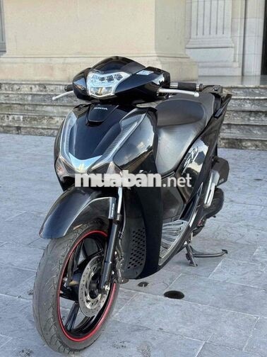 Honda SH Đen