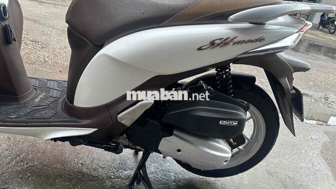 Honda SH Mode 2017 Trắng nâu ( hỗ trợ góp )
