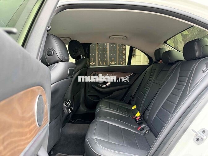 Mercedes-Benz E200 2020