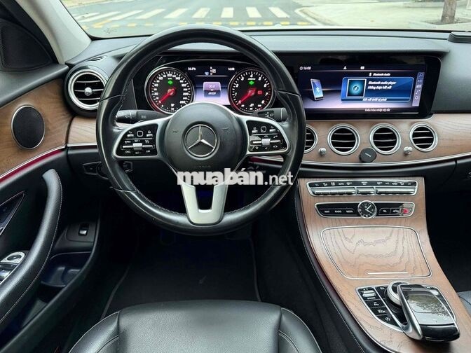Mercedes-Benz E200 2020