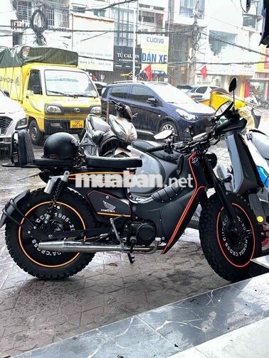 Honda Super Cub Độ màu Đen