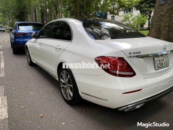 Mercedes Benz E class E200 2017 Trắng