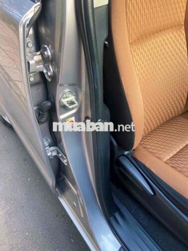 Toyota Innova 2.0E 2020