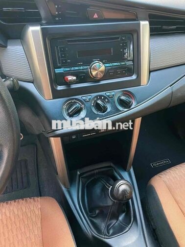 Toyota Innova 2.0E 2020