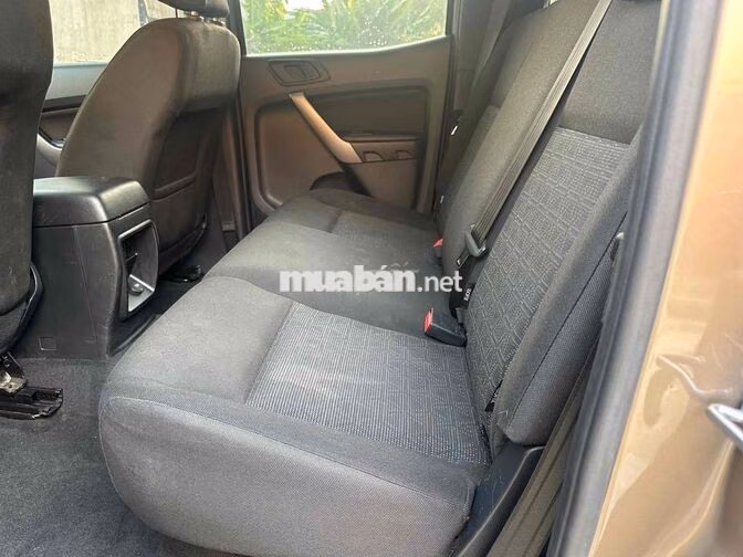 Ford Ranger Vàng cát và trắng  Sơn zin 100%
