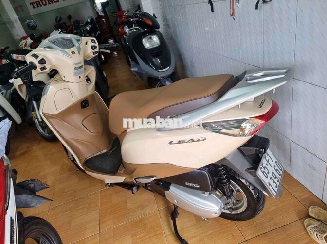 Honda Lead 2023 Vàng kem 15337 km