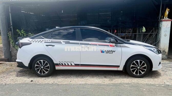 Hyundai Accent 2023 Tự động 28387 km Trắng