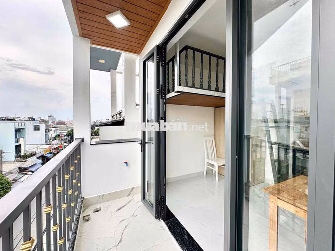 PHÒNG HOT - THUẬN TIỆN DI CHUYỂN -GIÁ SIÊU ƯU ĐÃI