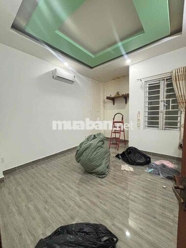 nhà 4 tầng khu đồng bộ gần bênhn viện Thủ Đức chợ Tam Hà 4pn hẻm 8m