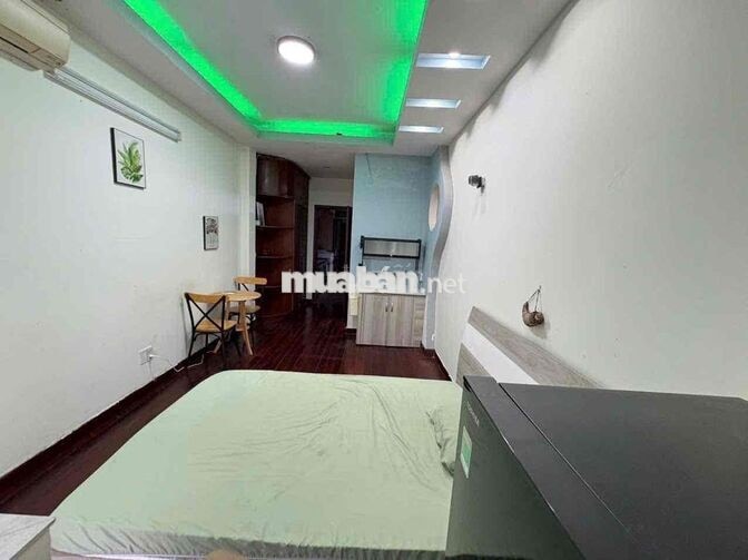 🆘 [Quận 10] - CHDV FULL NỘI THẤT BAN CÔNG KHU BẮC HẢI - MẶT TIỀN ĐƯỜNG