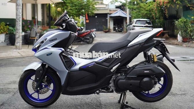 Yamaha NVX V3 SP Trắng, Xanh 500km