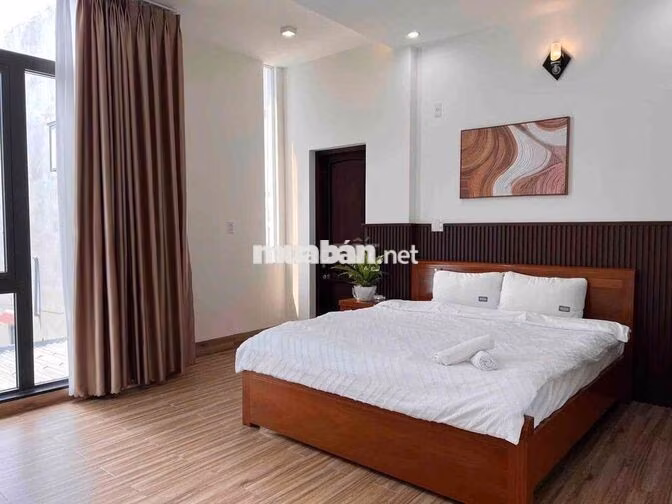 VILA HỒ BƠI KHU HỒ XUÂN HƯƠNG GẦN BIỂN