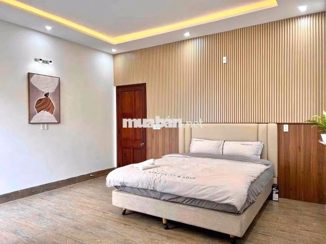 VILA HỒ BƠI KHU HỒ XUÂN HƯƠNG GẦN BIỂN