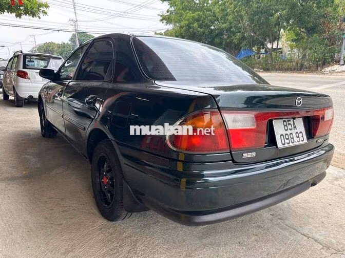 Mazda 323 GLX 1997 gốc cơ quan thanh lý