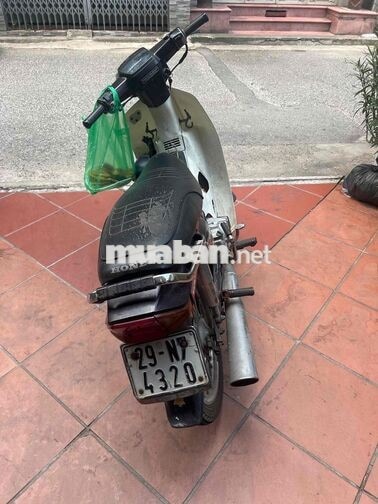 Honda Dream Thái 100 cm3 Nâu