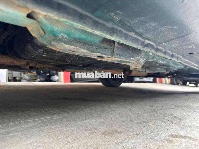 Mazda 323 GLX 1997 gốc cơ quan thanh lý