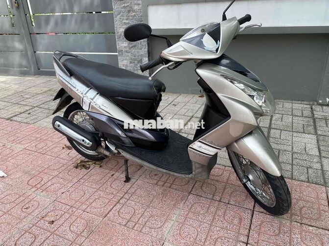 Yamaha Mio Ultimo Xe tay ga Bạc
