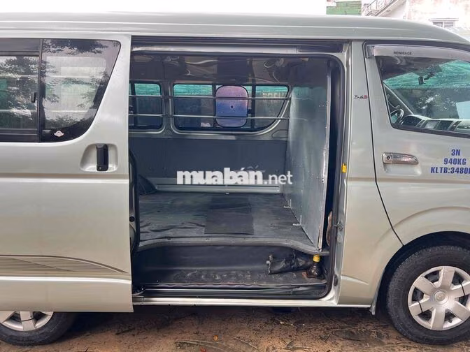 Toyota Van 2008 Dầu Xám