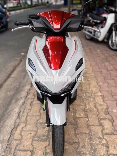 Honda Air Blade 125 ABS 2026 Trắng đỏ 600km