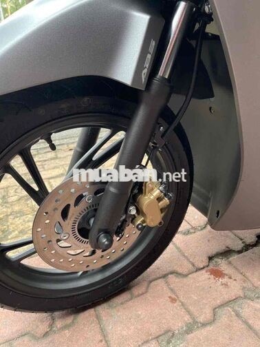 Honda SH 160i ABS 2026 Xám 244km