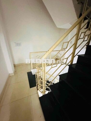 CHO THUÊ NHÀ MẶT TIỀN QUANG TRUNG P10 GẦN NGAY VINCOM NGÃ 5