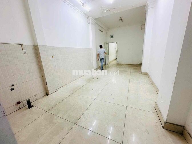 CHO THUÊ NHÀ MẶT TIỀN QUANG TRUNG P10 GẦN NGAY VINCOM NGÃ 5