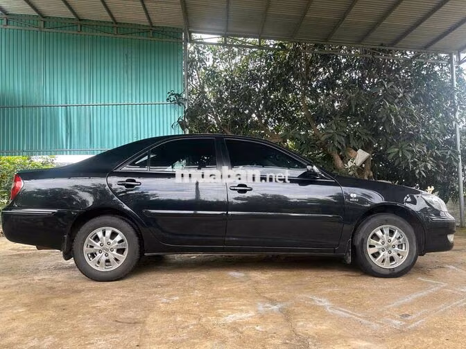 Toyota Camry 2003 Số sàn Đen