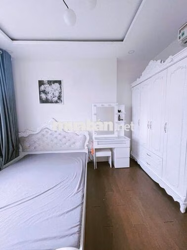 Cho Thuê CH The Park Residence 2PN2WC 11 TRIỆU FULL NT LH QUỲNH 