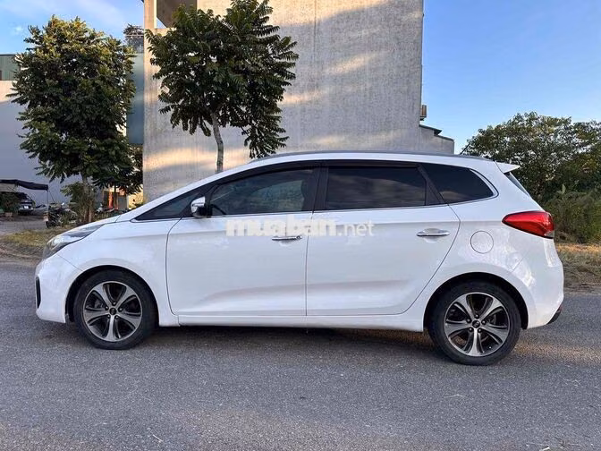 Kia Rondo 2016 Trắng Da Tự động