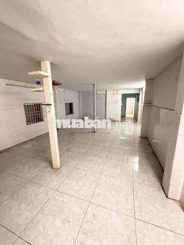 Cho thuê nhà nguyên căn dt:5,5x17m 4pn2wc Phan Xích Long p2,PN
