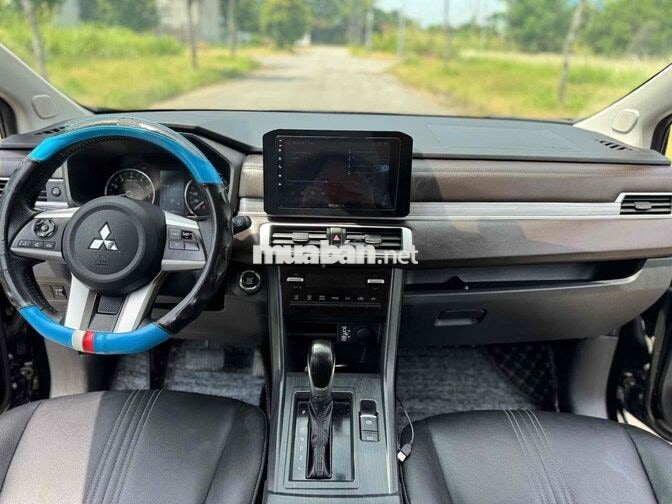Mitsubishi Xpander 2022 7 chỗ Đen