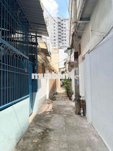 cho thuê nhà nguyên căn. dt:4x12m 1 trệt 1 lầu.Phan đăng lưu p5 PN