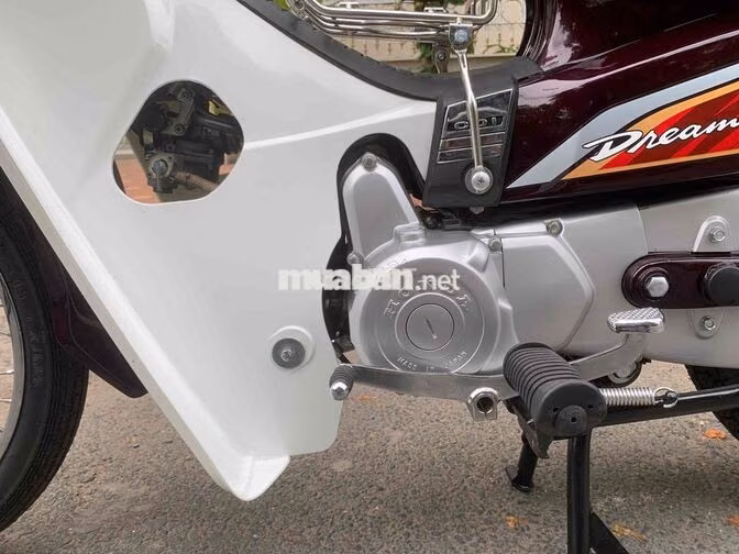 Honda Dream Thái Đỏ mận