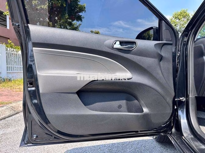 Kia Soluto Deluxe 2021 Số sàn Đen