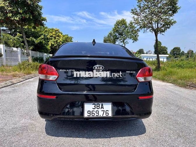Kia Soluto Deluxe 2021 Số sàn Đen