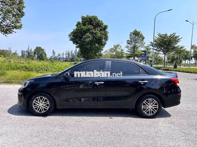 Kia Soluto Deluxe 2021 Số sàn Đen
